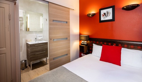 Habitación estándar, 1 cama doble, no fumadores, vistas a la ciudad