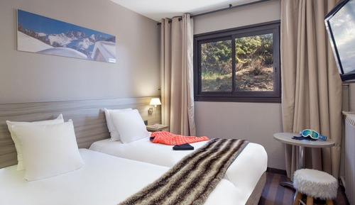 Habitación con 2 camas individuales