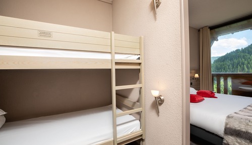 Habitación cuádruple Confort