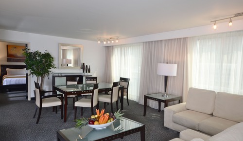 Suite, 1 cama de matrimonio grande, vistas al jardín (High Floor)