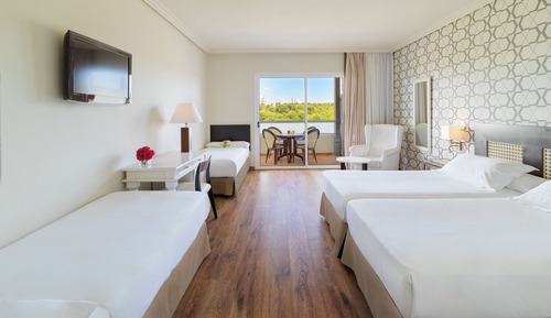 Habitación familiar (2 adultos y 2 niños)