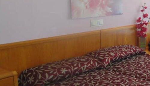 Habitación Triple (2 Adultos y 1 Niño)