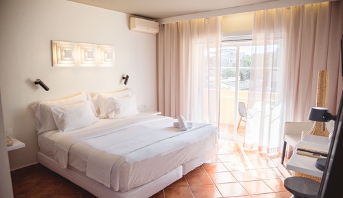 Habitación con 1 cama doble o 2 individuales