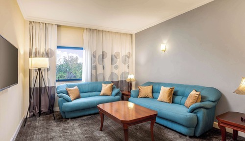 Suite ejecutiva, 1 cama doble, habitaciones comunicadas