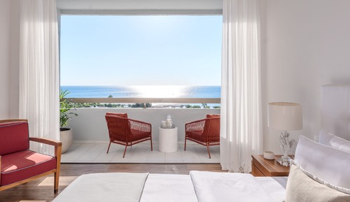 LUX.ME Guestroom Sea View