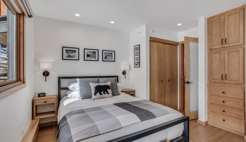 Estudio Deluxe, 1 cama de matrimonio con sofá cama (Unit 409)