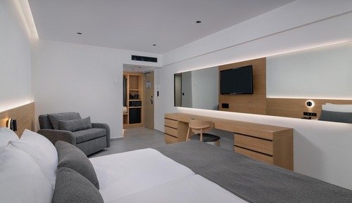 Habitación Deluxe, vistas parciales al mar (Deluxe Guestroom Sea View Limited)