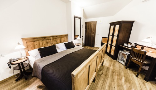 Habitación estándar con 1 cama doble o 2 individuales