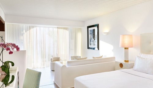 Palace Family Bungalow Suite, Side Sea View