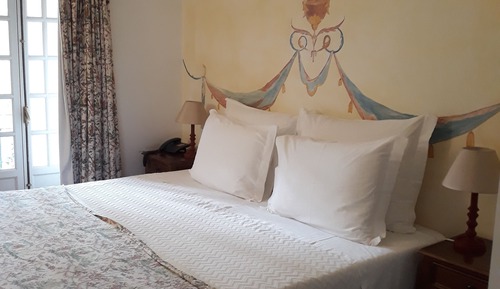 Habitación superior con 1 cama doble o 2 individuales