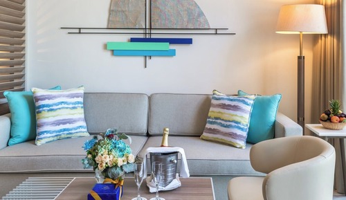 Family Junior Suite with exclusive Tamr Pool, Beach & Splash Park Access with Free Shuttle to Malls
