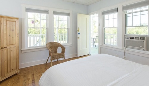 Suite, baño privado, vistas a la piscina (Beach House 2nd Floor)