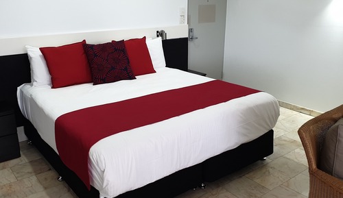 Suite estudio de luna de miel, 1 cama de matrimonio grande, en una planta alta