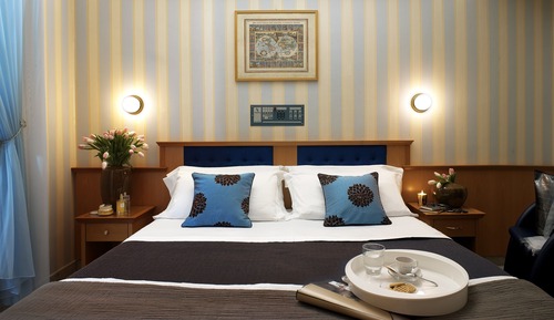 Habitación clásica con 1 cama doble o 2 individuales