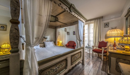 Romantic Double Room
