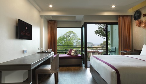 Habitación Deluxe, vistas a la piscina