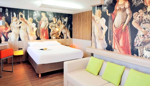 Suite, 1 cama doble con sofá cama (Family. 2 People)
