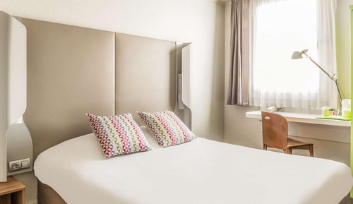 Next Generation, Habitación, 1 cama doble