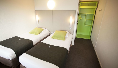 Next Generation, Habitación, 2 camas individuales