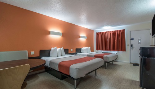 Habitación estándar, 2 camas de matrimonio, fumadores