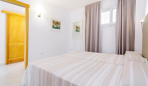 Apartamento Grand, 2 habitaciones, balcón