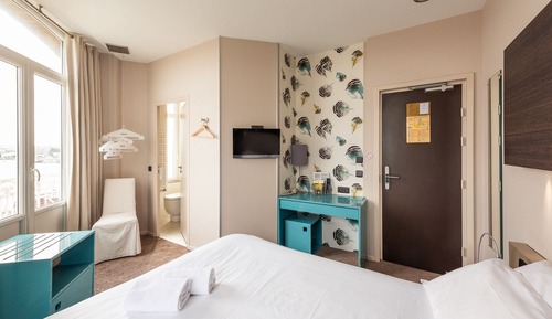 Habitación doble, vistas al puerto