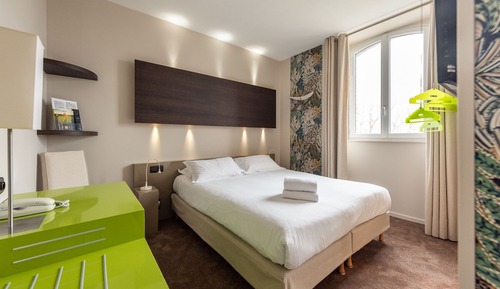 Habitación doble, 1 cama de matrimonio, vistas a la ciudad