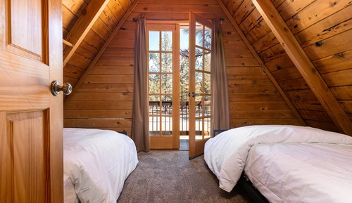 Habitación, varias camas