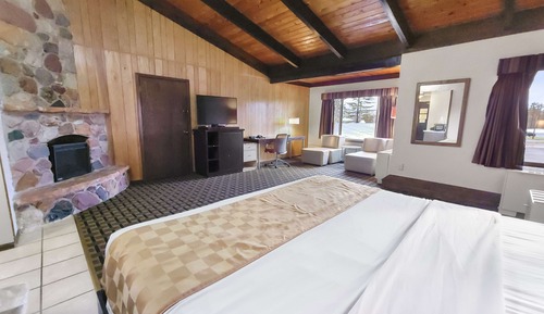 Suite Deluxe, 1 cama de matrimonio grande, no fumadores, chimenea (High Ceiling)