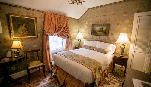 Habitación (Magnolia Room)