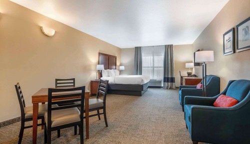 Suite familiar, varias camas, no fumadores