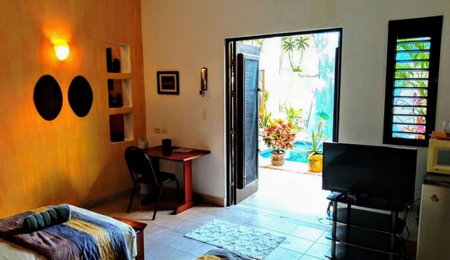 Habitación estándar con 2 camas individuales, accesible para personas con discapacidad