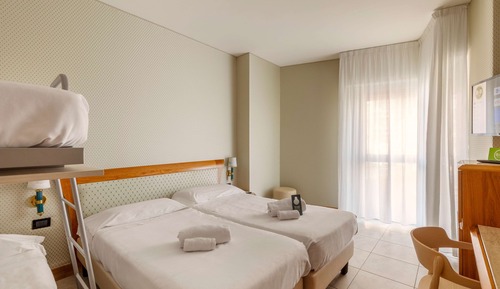 Habitación cuádruple estándar, no fumadores