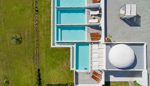Habitación superior con 1 cama doble o 2 individuales, piscina privada (Adults Only)