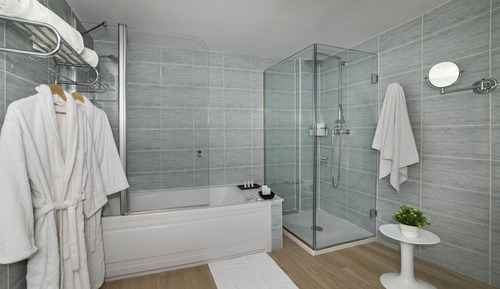Suite junior (2 Adults)