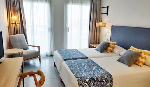Habitación Premium doble, vistas al mar (2 Adults)
