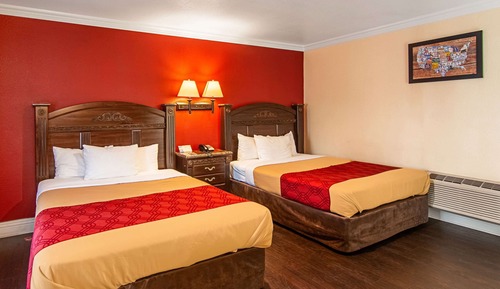 Habitación estándar, 2 camas de matrimonio, no fumadores
