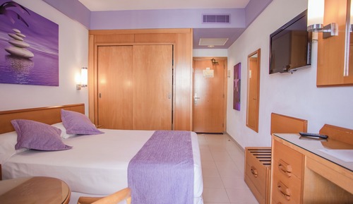 Habitación clásica doble, balcón (2 Adults)