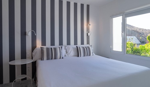 Apartamento estándar, balcón, vistas al mar (1 Adult)
