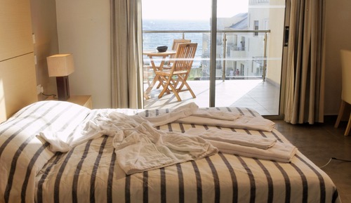 Apartamento ejecutivo, 1 habitación, balcón, vistas al mar (Suite)