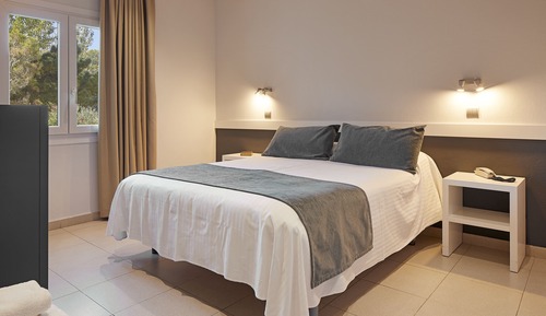 Habitación económica con 1 cama doble o 2 individuales