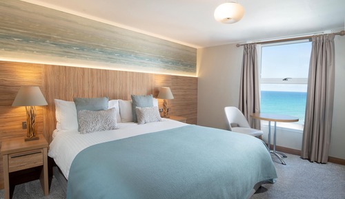 Habitación con 1 cama doble o 2 individuales, vistas al mar