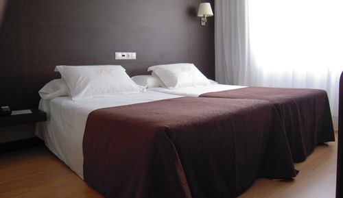 Habitación triple (2 Adults + 1 child)