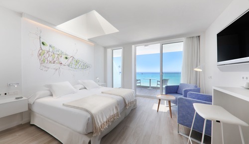 Suite estudio junior, vistas al mar (Priority Location)
