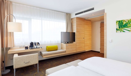 Habitación Business doble, 1 cama de matrimonio grande