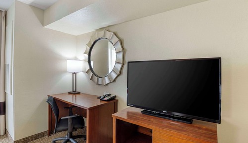 Suite Deluxe, 1 habitación, no fumadores (2 Queen Beds and Sofa Bed)