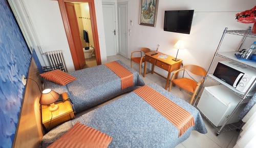Habitación doble (Street view)