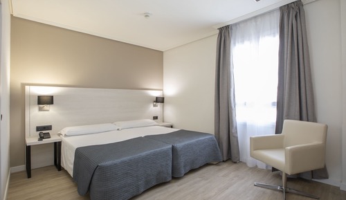 Habitación con 1 cama doble o 2 individuales (Single Use)