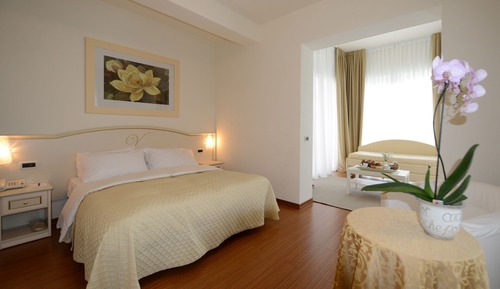 Suite, balcón