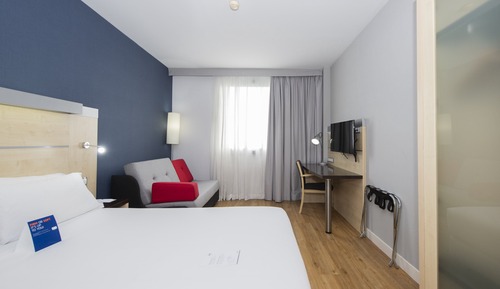 Habitación estándar, 1 cama de matrimonio con sofá cama